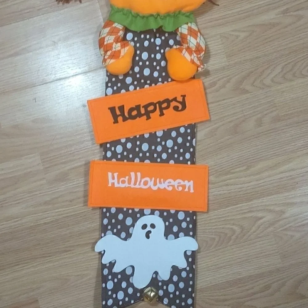 NWT Spooky Happy Halloween Door Hang